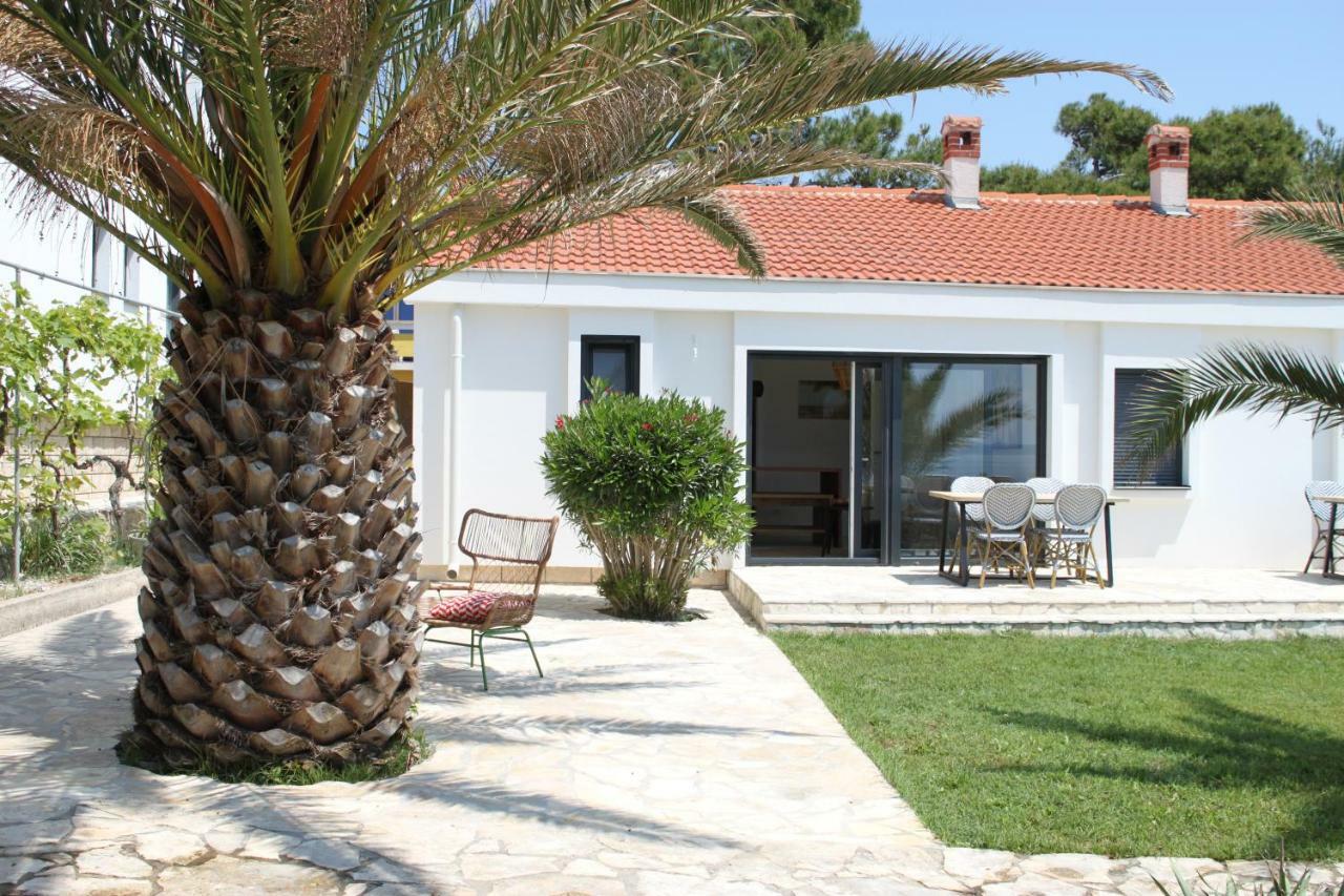 Sunsetloft Vir Apartment Exterior photo
